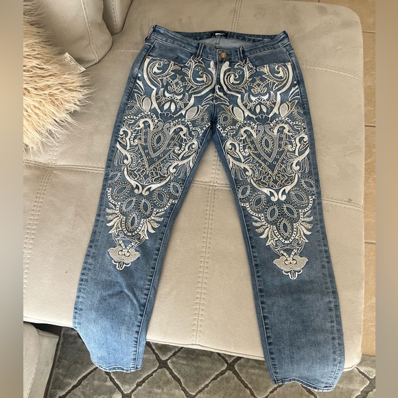 BCBG size 2 jeans - Picture 5 of 9